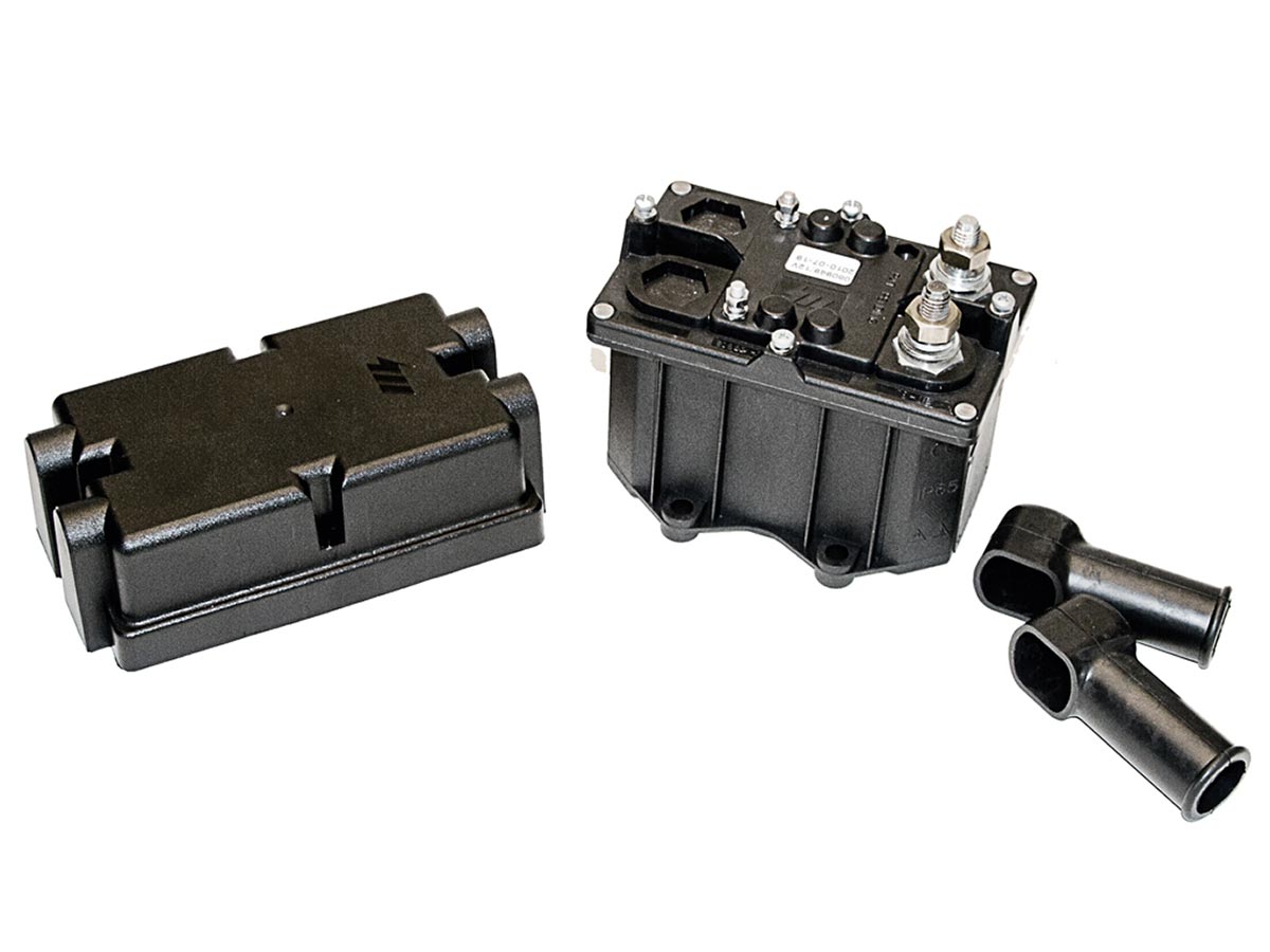 Flaming River Electro-Wizard Battery Switch 12 Volt Insulated Solenoid w/Battery Terminal Covers/Plastic Cover